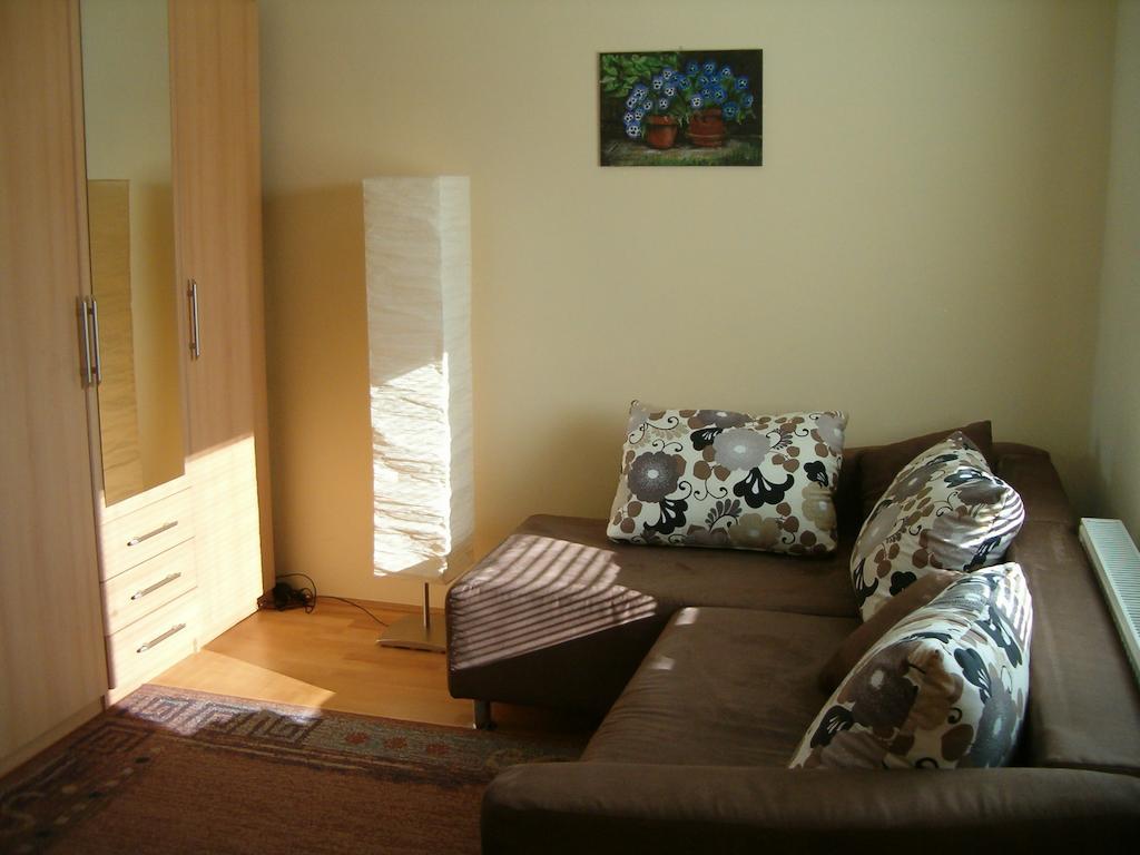 Madach Apartman Hévíz Oda fotoğraf